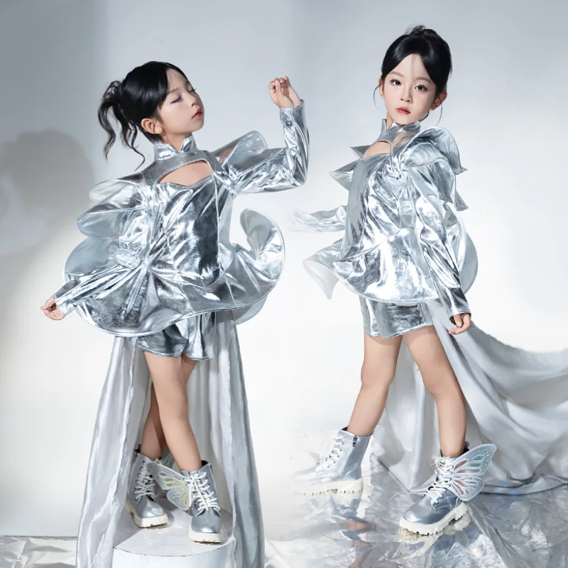 Girls Silver Jazz Dance Univer - Tech Queen 评论和价格
