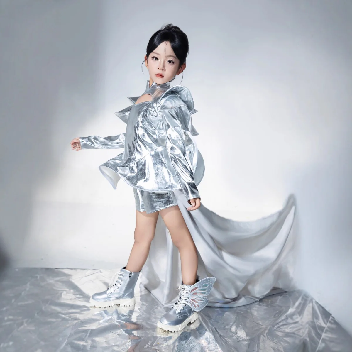 Girls Silver Jazz Dance Univer - Tech Queen 评论和价格